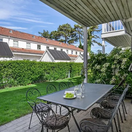 Ved Innsjøen I Nykøbing Sj Leilighet