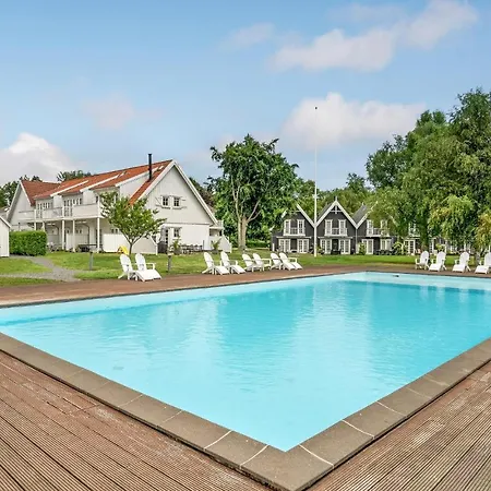 Front In Nykobing Sj דירה