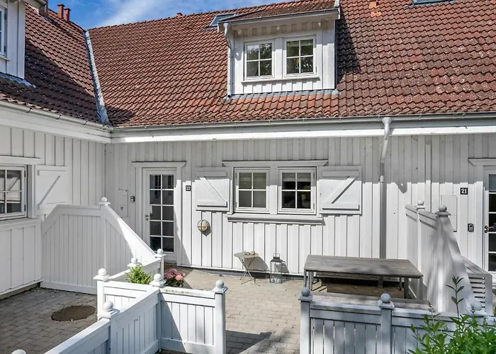 Front In Nykobing Sj Rørvig